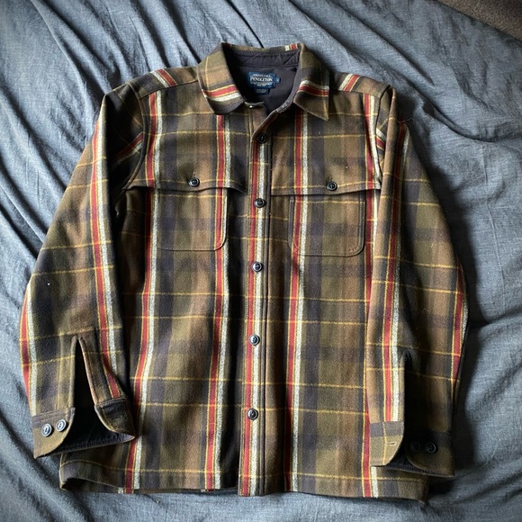 Pendleton Other - Pendleton Plaid Heavy Shirt with side pockets.